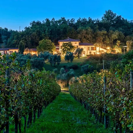 Tenuta Navelli 12&2, Emma * Salò