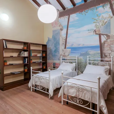 Tenuta Navelli 12&2, Emma Villa *